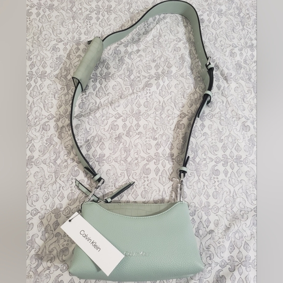 Womens Calvin Klein Green Crossbody Bag - Picture 2 of 8
